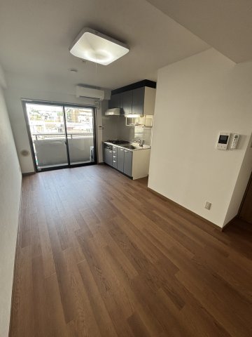 居室・リビング　同間取り別部屋の写真