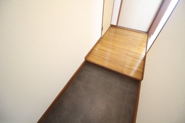 玄関　落ち着いた玄関です