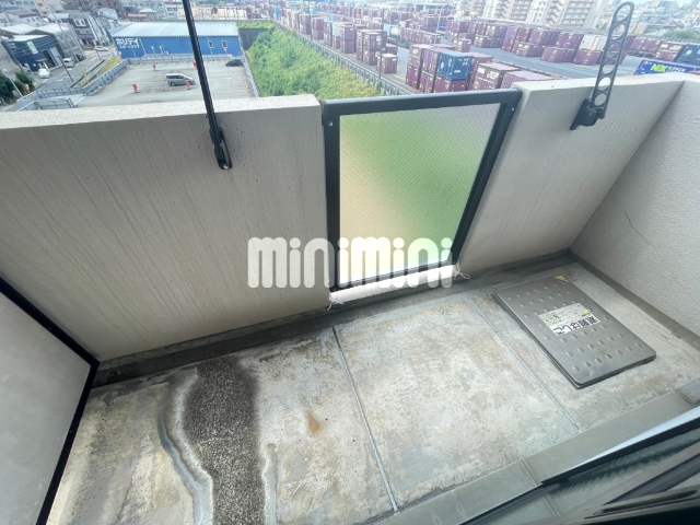 バルコニー　南向きで日当たり良好です