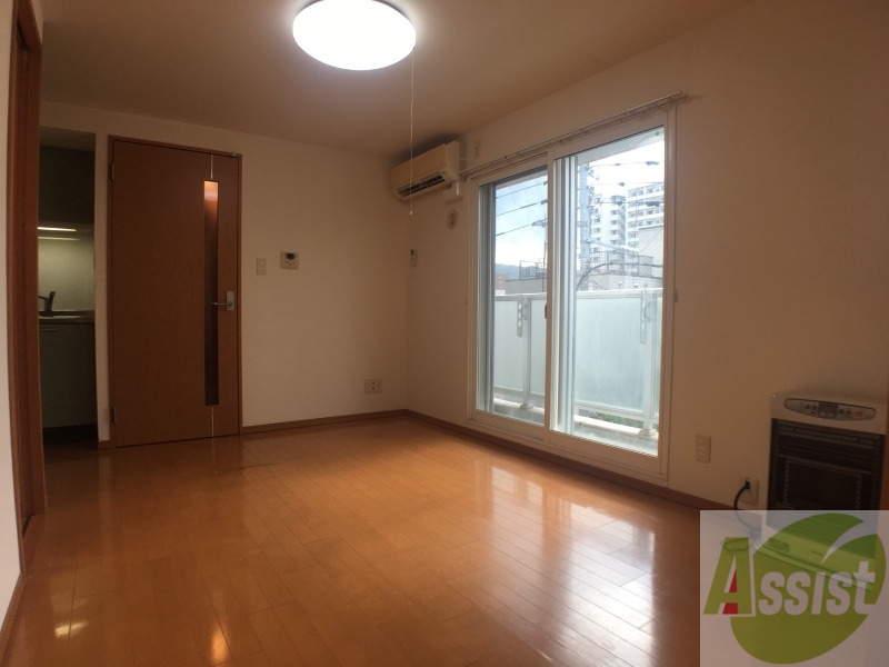 居室・リビング　広くてキレイなお部屋が広がっていて、充実した生活が送れそう。