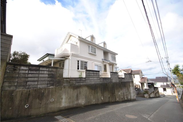 建物外観　落ち着いた雰囲気の外観です