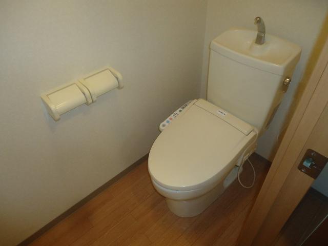 トイレ　シャワー付トイレ