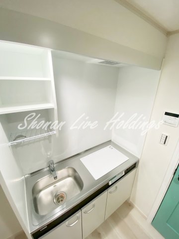 キッチン　2口IHクッキングヒーターで掃除も楽チン♪