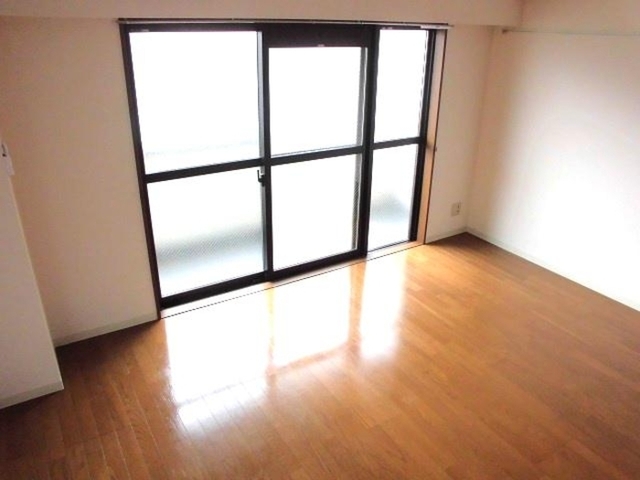 その他部屋・スペース　洋室８，６帖