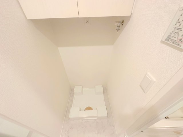 その他設備　室内に洗濯機置場があれば雨の日でも濡れる心配がございませんね