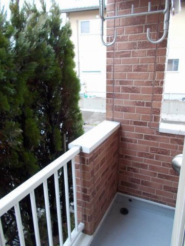 バルコニー　バルコニーからの眺めを楽しみながら食事をしませんか