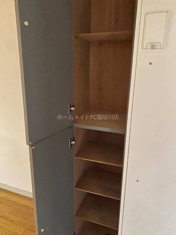 収納　シューズボックス