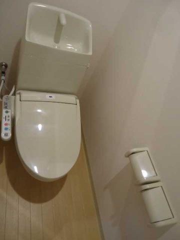 トイレ　シャワー付きトイレ