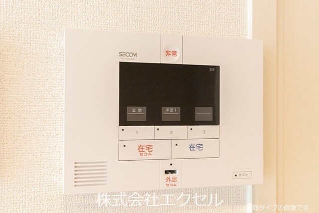 セキュリティ　来訪者の姿が確認できます。