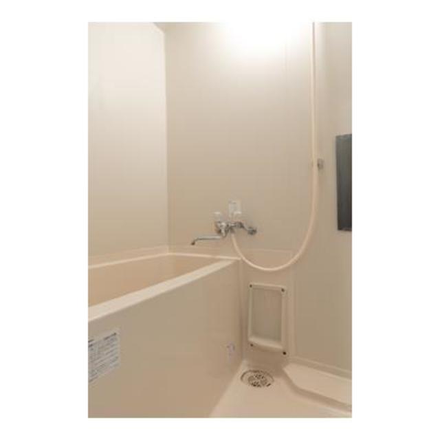 バス・シャワールーム　※写真は同タイプ住戸です。