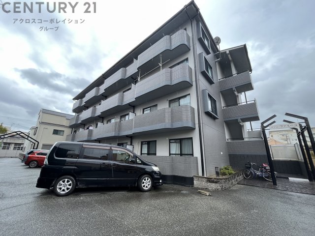 建物外観　敷地内駐輪場あり！