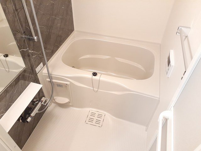 バス・シャワールーム　お風呂です