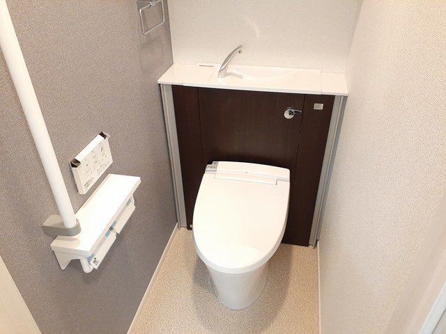 トイレ　シンプルで使いやすいトイレです