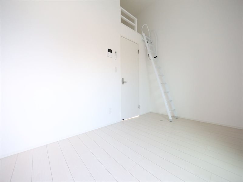 居室・リビング　洋室6帖　ロフト4.8帖（収納でも使えます）