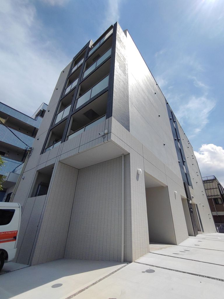 エントランス　外観