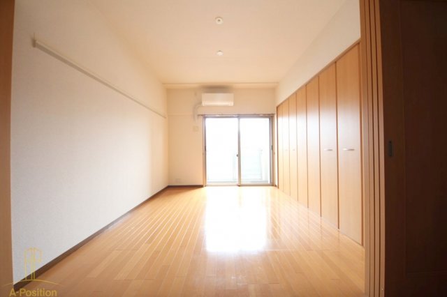 居室・リビング　ブランクレール谷町