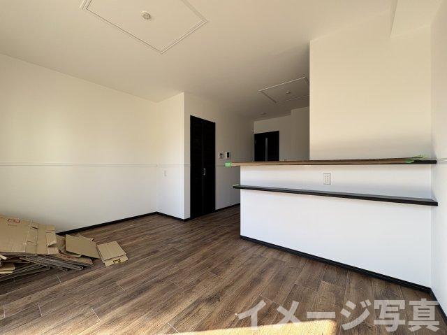 居室・リビング　同タイプ写真