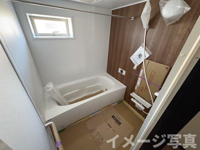 バス・シャワールーム　同タイプ写真