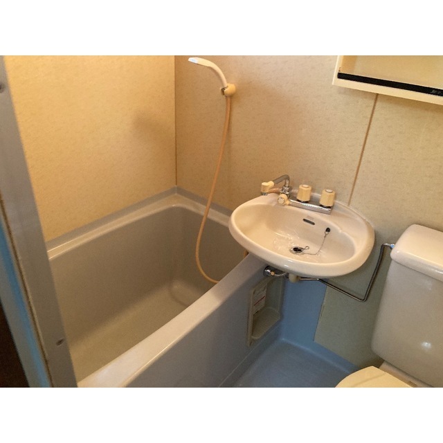 バス・シャワールーム　日々の暮らしに欠かせないお風呂です