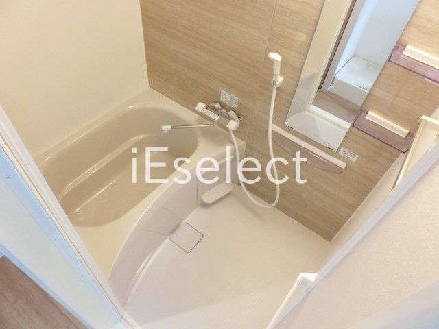 バス・シャワールーム　身体の疲れを癒すバスルーム?