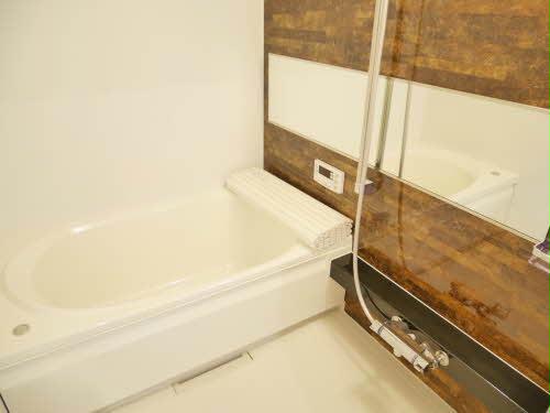 バス・シャワールーム　Ｍｉｌｌｅ－ｆｌｅｕｒ