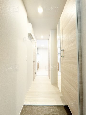 玄関　シューズボックス付きの玄関です☆