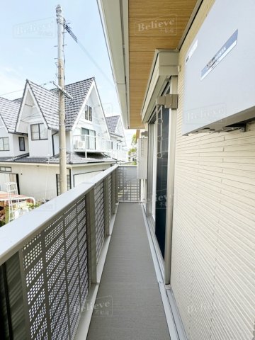 バルコニー　陽当たり良好なバルコニーです♪