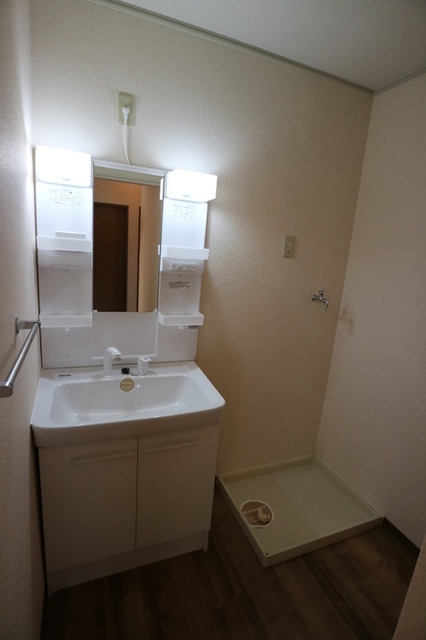 洗面設備　同仕様