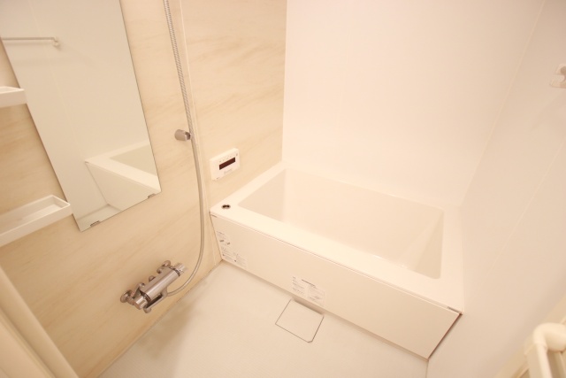 バス・シャワールーム　※別室の参考写真の為、現況優先です。