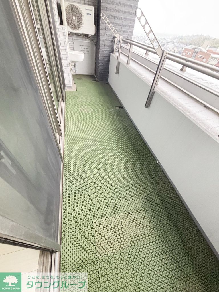 バルコニー　バルコニー