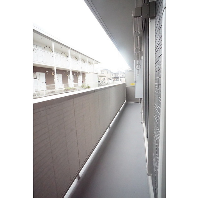 バルコニー　お洗濯にもお布団干しにも重宝するバルコニ