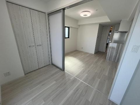 居室・リビング　室内