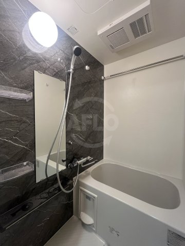 バス・シャワールーム　浴室