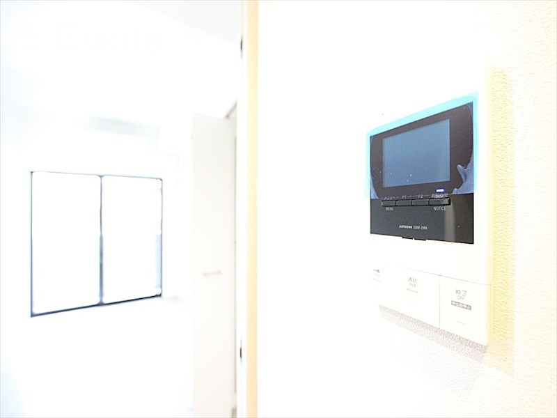 セキュリティ　モニター付きインターホン