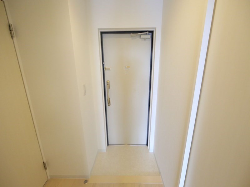 玄関　玄関　シューズボックス付　ダブルロック