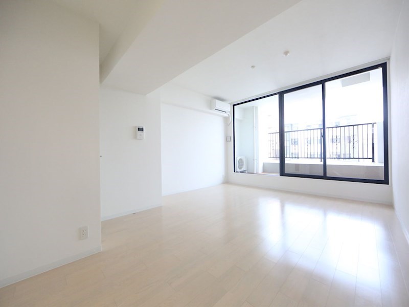 その他部屋・スペース　洋室14.5帖　エアコン完備　南面バルコニー