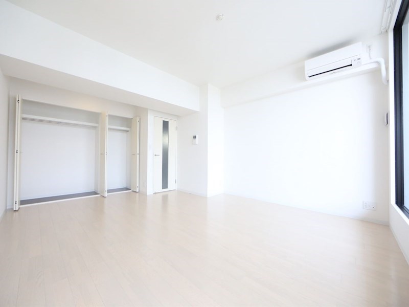 居室・リビング　洋室14.5帖　クローゼット付（収納充実してます）