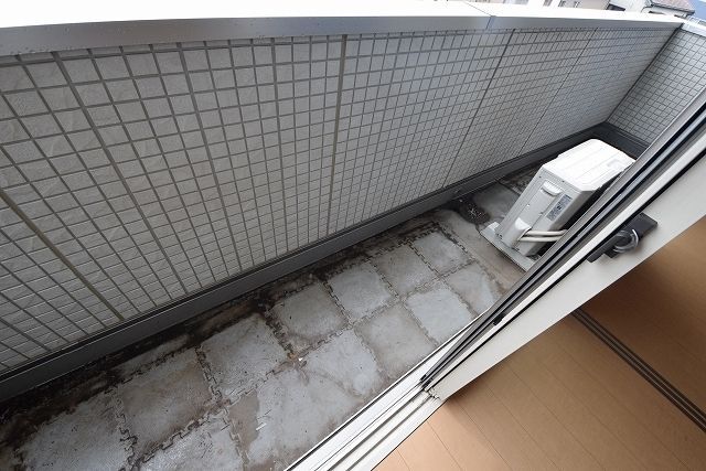 バルコニー　★バルコニーは南北二面にあります★