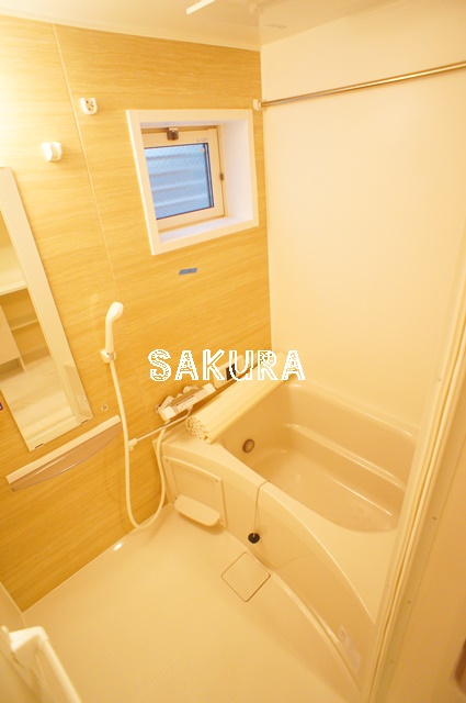 バス・シャワールーム　日々の疲れを癒すお風呂です♪