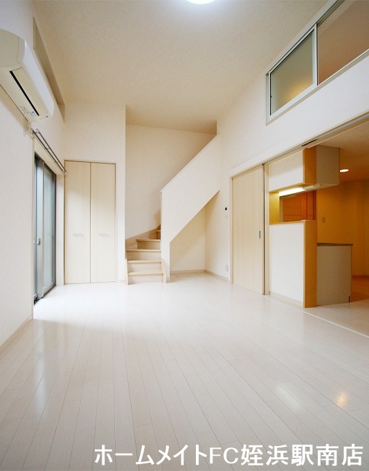 居室・リビング　★清潔感のあるホワイトフローリング♪★