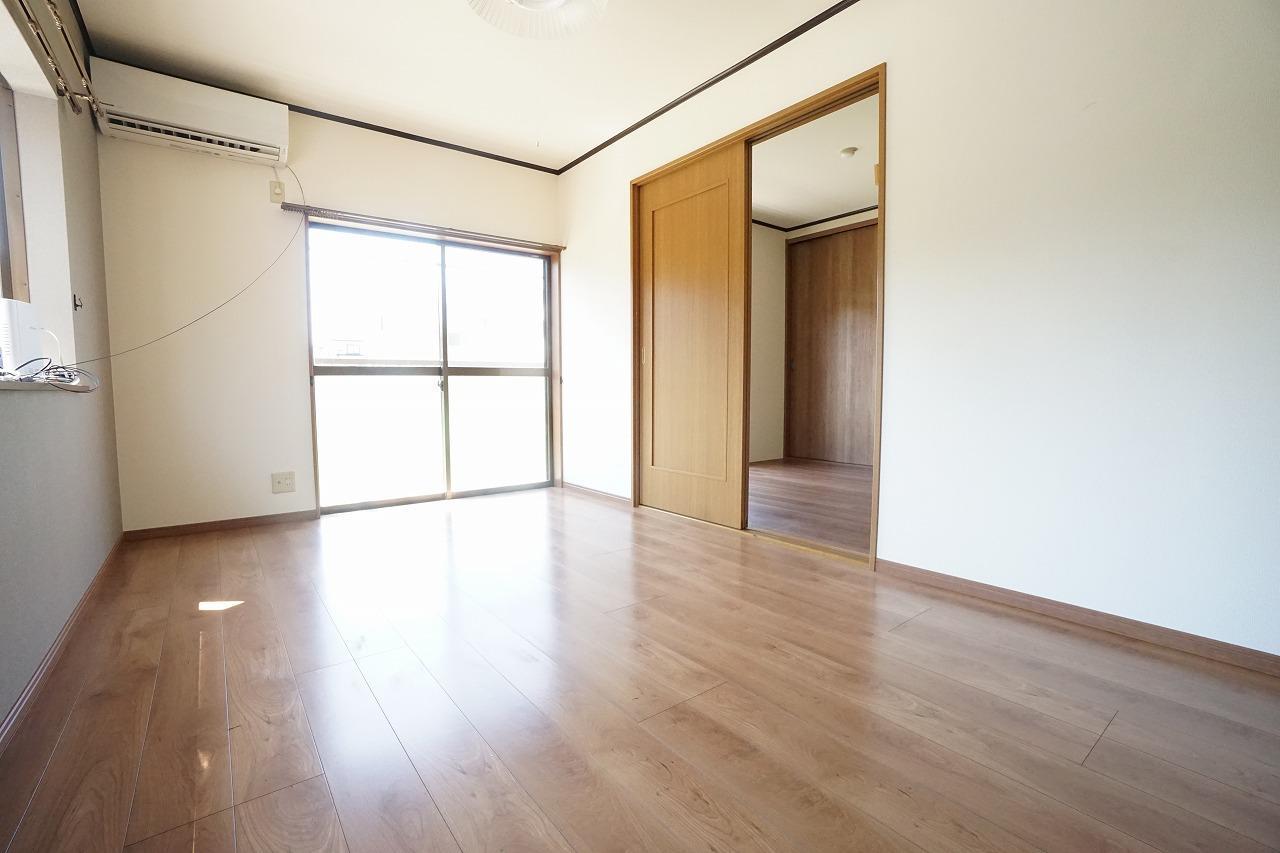 その他部屋・スペース　東側の洋室☆