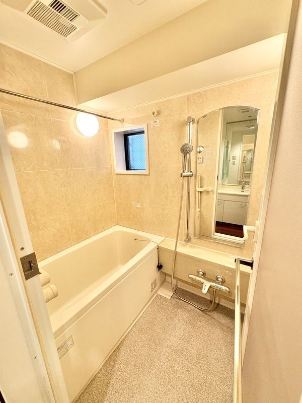 バス・シャワールーム　☆リラックスできるお風呂☆