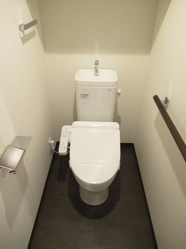 トイレ　参考写真
