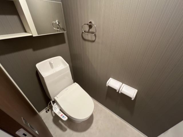 トイレ　シャワー付トイレ