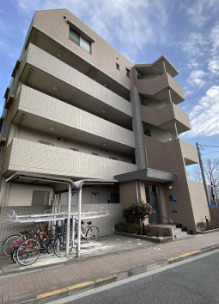 建物外観　イーストヴィラ