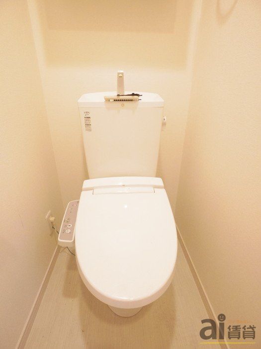 トイレ　※同仕様写真です