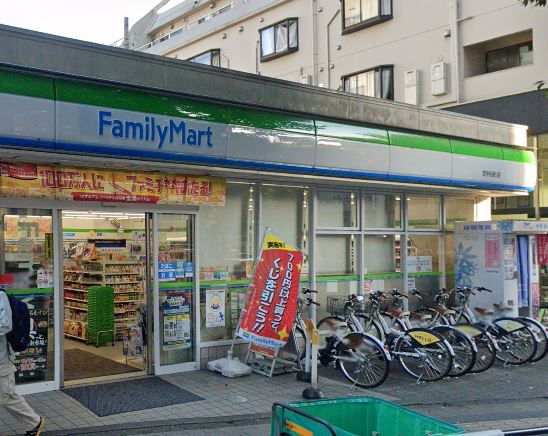 コンビニ　ファミリーマート 吉祥寺通り店（コンビニ）まで133m