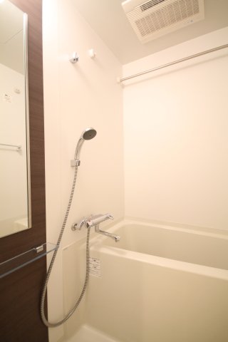 バス・シャワールーム　※同間取り別部屋参考写真
