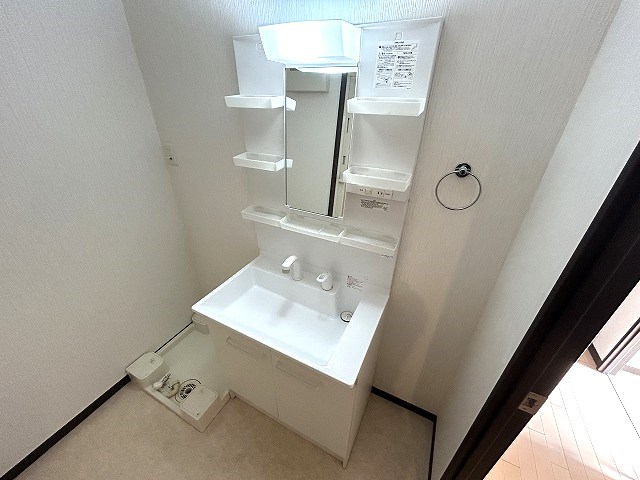 洗面設備　参考写真。