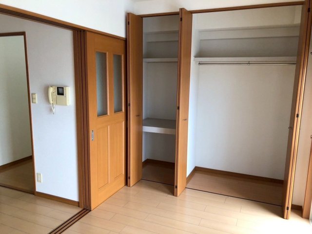 収納　同建物別部屋 現況優先